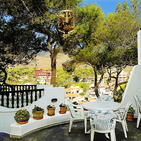 Hostal Los Pinos Cala de Sant Vicenc Exteriör bild